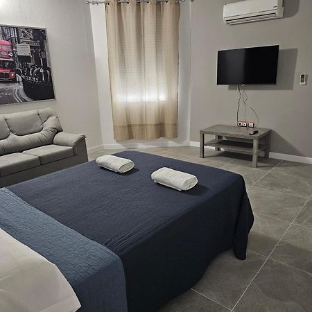 Hotel Velis Velez Malaga Eksteriør billede