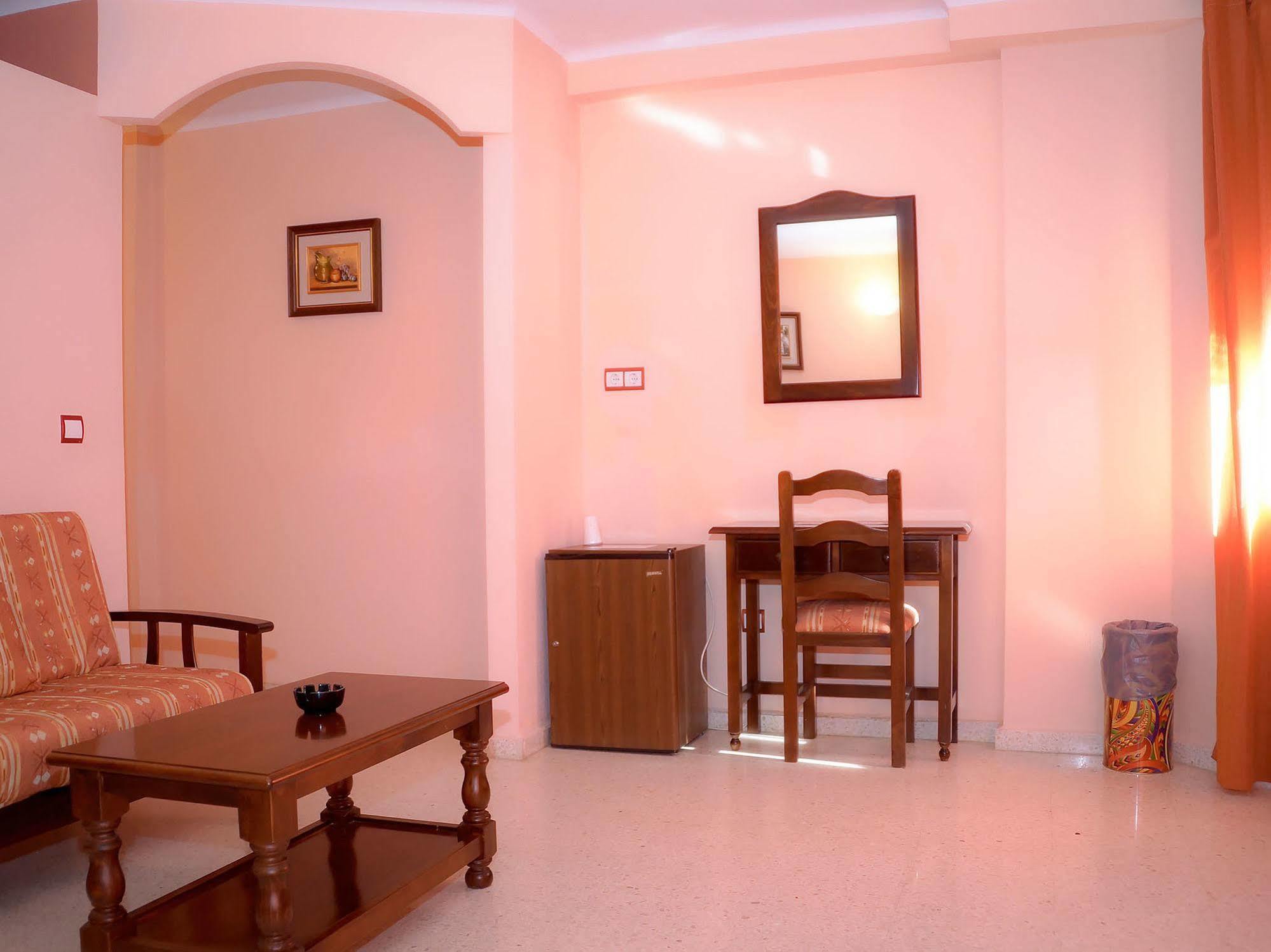 Hotel Velis Velez Malaga Eksteriør billede
